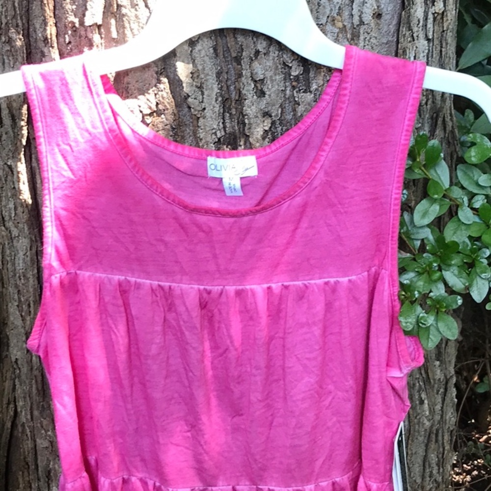 Womens NWT Olivia Sky Hot Pink Unique Tiered Tank Top Polyester Rayon M